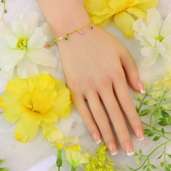 Minimalist Bracelet, Sleek & Modern Design, Women’s Fashion, YC110147-B - Picture 4 of 10